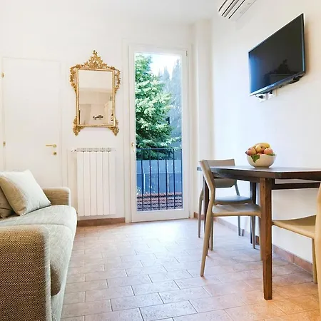 Romantic Hideaway 5 Min Walk From Station *