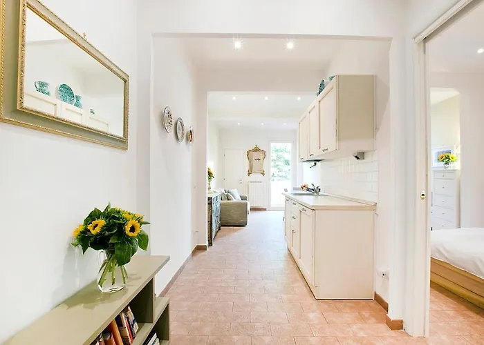 Lejlighed Romantic Hideaway 5 Min Walk From Station Firenze